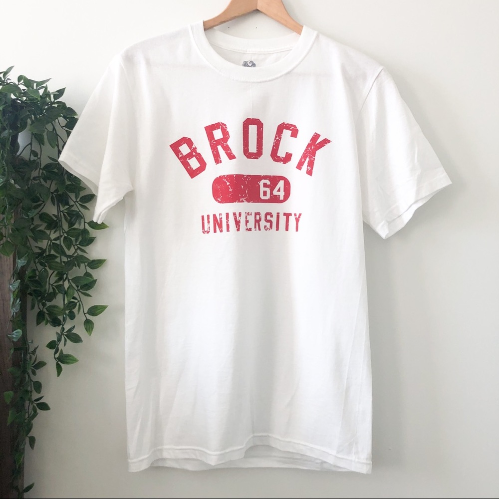 ❌SOLD❌ Brock University White Graphic T-Shirt - Picture 1 of 3